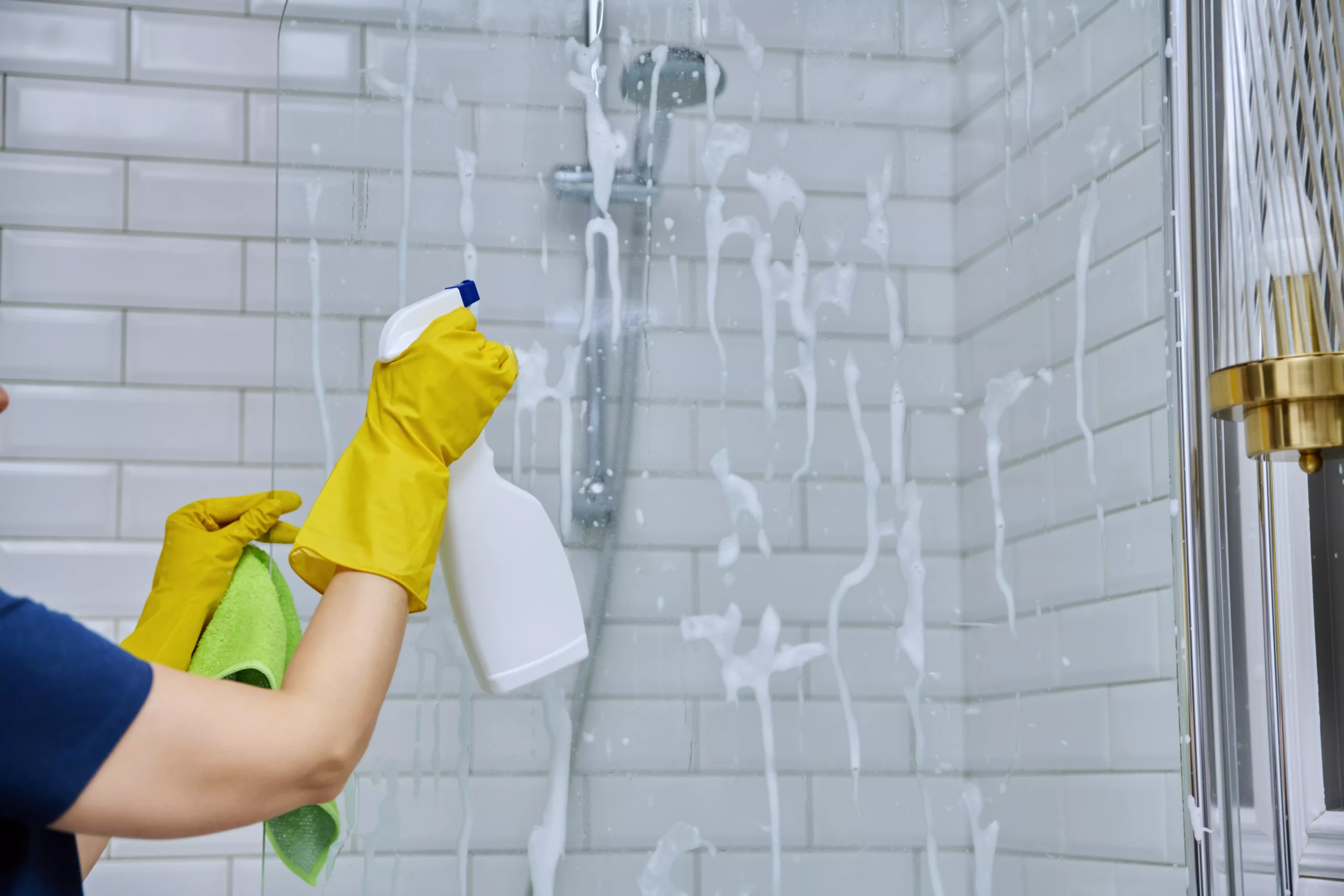 vitre douche calcaire